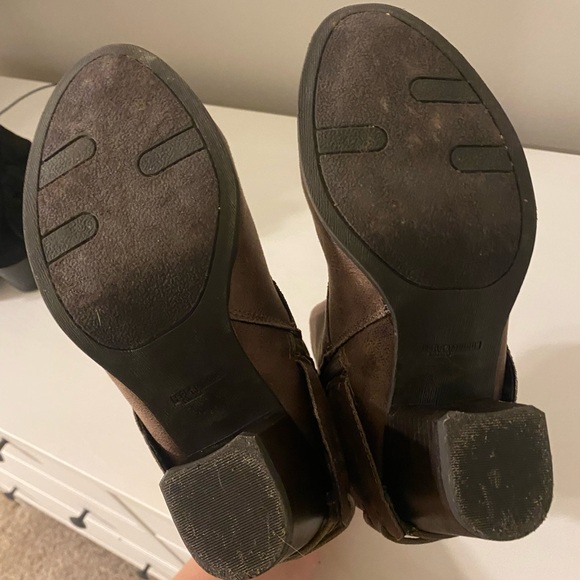 Taupe colored booties by Fergie - Picture 4 of 6